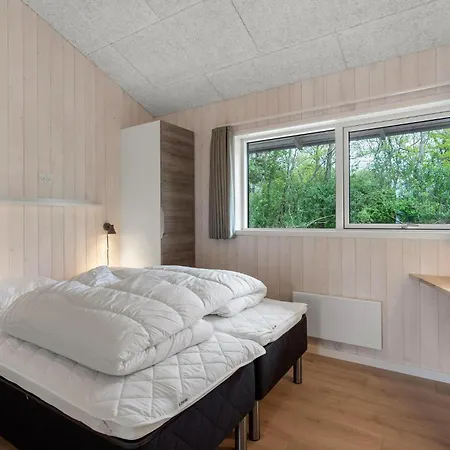 Gorgeous In With Sauna Feriehus *