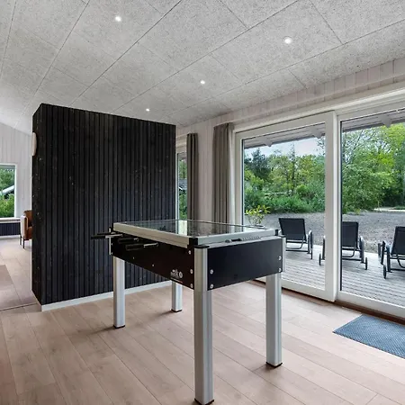 Gorgeous In With Sauna Feriehus Oksbøl